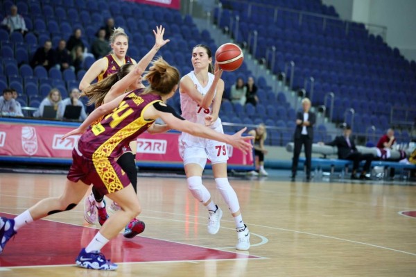 
									«Нефтяник» обидно проиграл именитой команде из Подмосковья   [ФОТО]  