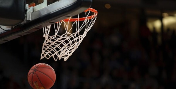 Баскетболистки "Нефтяника" дебютировали в премьер-лиге