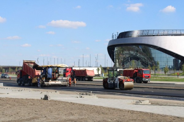 
									На дублере улицы Лукашевича в Омске начали укладывать асфальт   [ФОТО]  