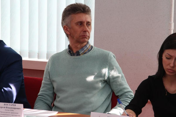 
									Битва за деревья: почему омичи массово становятся «друидами»? 