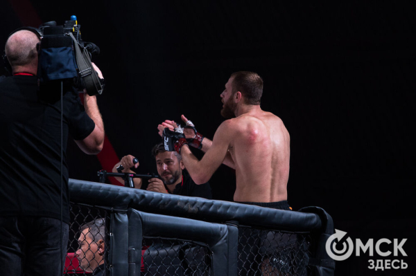 Александр Шлеменко не сумел победить в родном городе Александр Шлеменко не сумел победить в родном городе