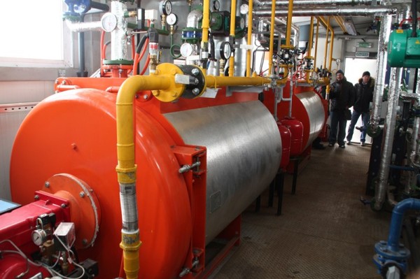 
									«Отопление в Омске могут включить когда угодно, но правильно, что не включают» 