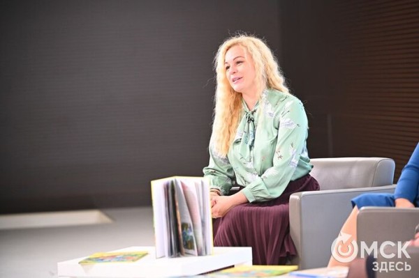 "Любая сказка может не только учить, но и лечить". В Омске презентовали необычное издание