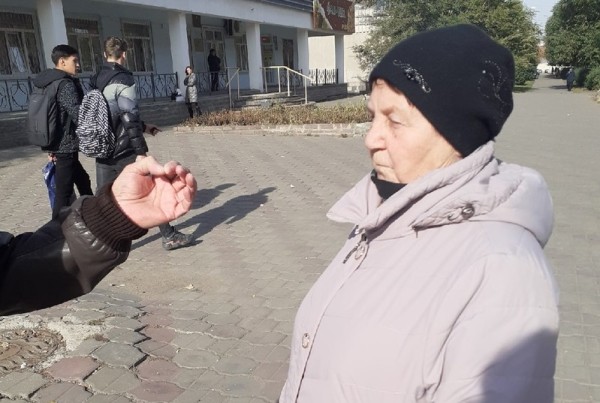 
									«Могу помочь в уборке, но возникает обида»: почему Омск снова уходит в зиму неопрятным? 