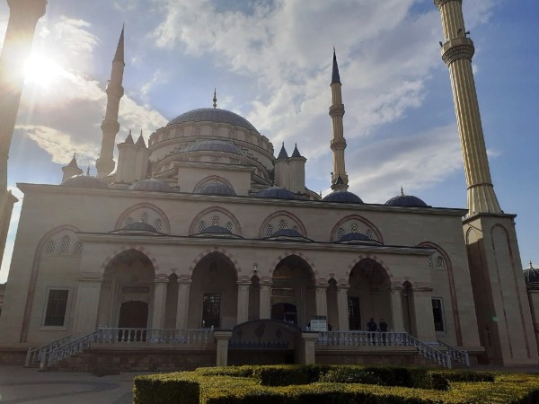 
									Чечня глазами омича: Грозный оказался не таким и грозным   [ФОТО]  