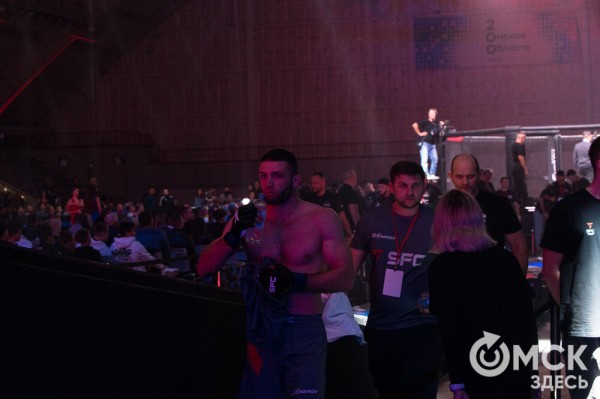 Александр Шлеменко не сумел победить в родном городе Александр Шлеменко не сумел победить в родном городе