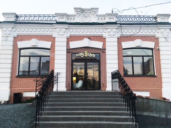 
									Исторический центр Омска 4 месяца заливают нечистотами   [ФОТО]  