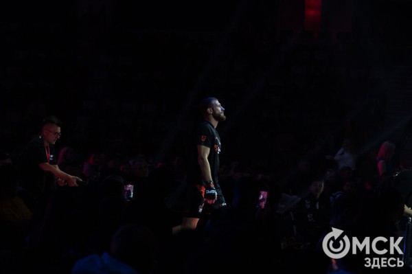 Александр Шлеменко не сумел победить в родном городе Александр Шлеменко не сумел победить в родном городе