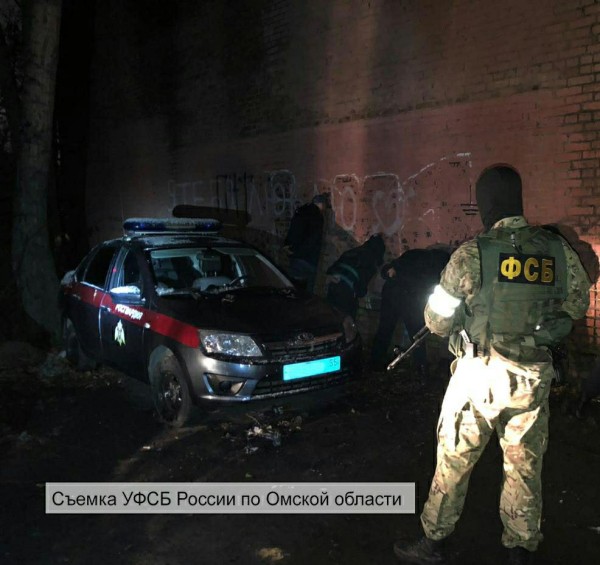 
									Омские росгвардейцы брали взятки и прятали наркотики   [ФОТО]  