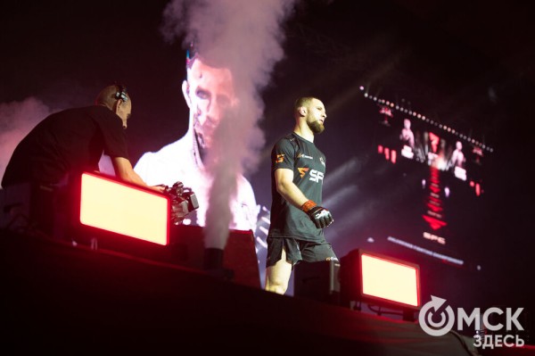 Александр Шлеменко не сумел победить в родном городе Александр Шлеменко не сумел победить в родном городе