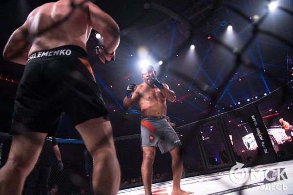 Александр Шлеменко не сумел победить в родном городе Александр Шлеменко не сумел победить в родном городе