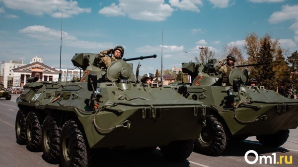 Опубликовано видео, как мобилизованные омичи проходят боевое слаживание на БТР Опубликовано видео, как мобилизованные омичи проходят боевое слаживание на БТР