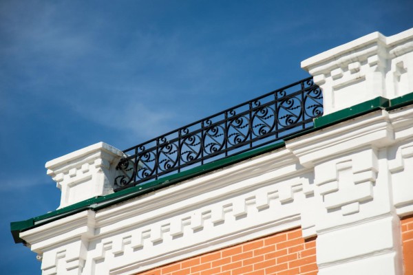 
									Исторический центр Омска 4 месяца заливают нечистотами   [ФОТО]  