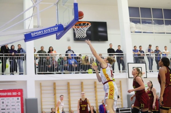 
									«Нефтяник» одержал сенсационную победу на глазах у Буркова   [ФОТО]  