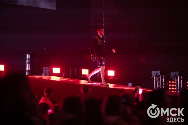 Александр Шлеменко не сумел победить в родном городе Александр Шлеменко не сумел победить в родном городе