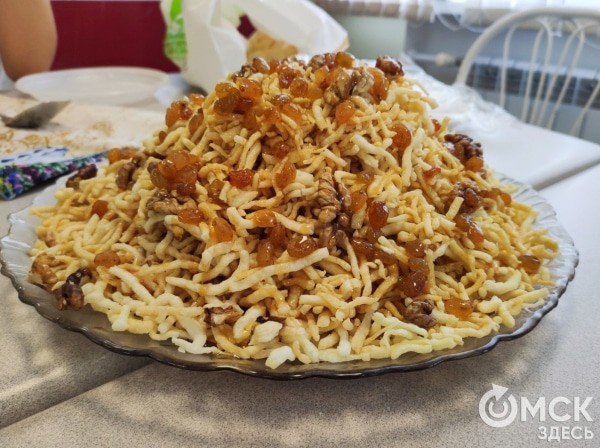 Секрет крепкого брака - чак-чак, традиционное татарское блюдо