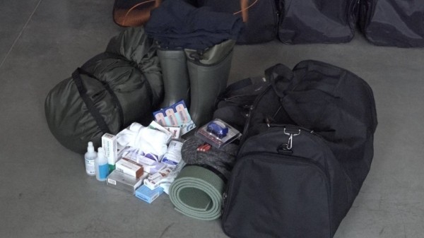 Омский губернатор показал экипировку мобилизованных перед отправкой в зону СВО