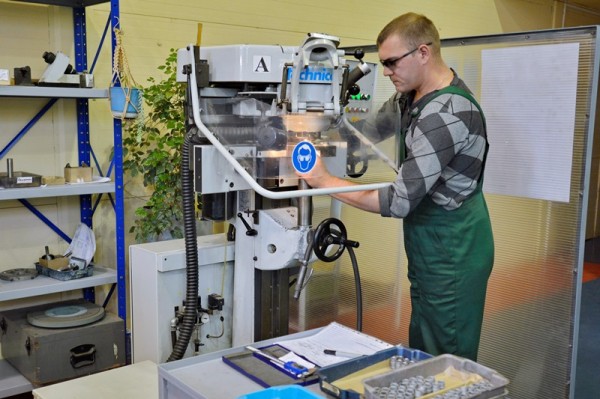 
									Омичи массово «прячутся» от призыва на военных заводах 