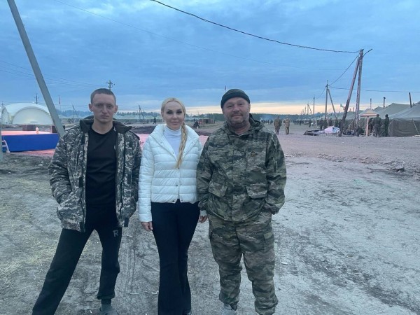 
									Омский депутат Степаненко привезла гуманитарную помощь мобилизованным 