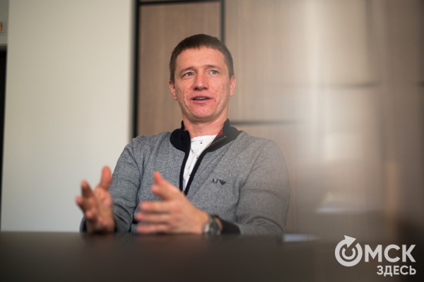 Фигурное катание с рёвом и пылью. Сергей Плеханов о дрифте в Омске