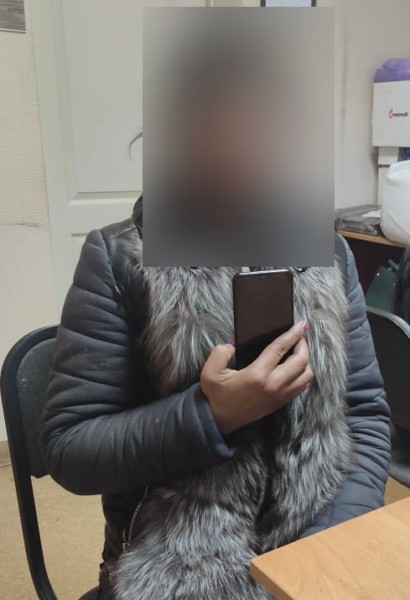 
									Гадалка заворожила омича и отобрала у него телефон   [ФОТО]  