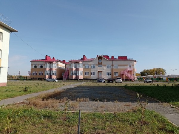 
									Жизнь в омских новостройках: Рябиновка – микрорайон, где взрываются самогонные аппараты   [ФОТО]  