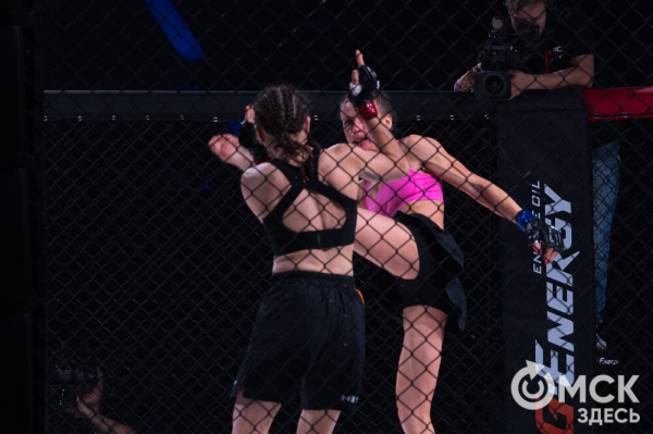 Александр Шлеменко не сумел победить в родном городе Александр Шлеменко не сумел победить в родном городе