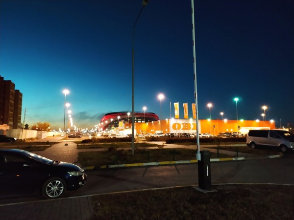 
									Омичи начали закрываться от болельщиков «Авангарда» шлагбаумами   [ФОТО]  