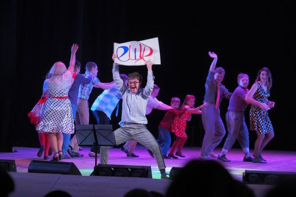 Танец для самой нежной и любимой: как воспитанники "Планеты друзей" поздравляли своих мам