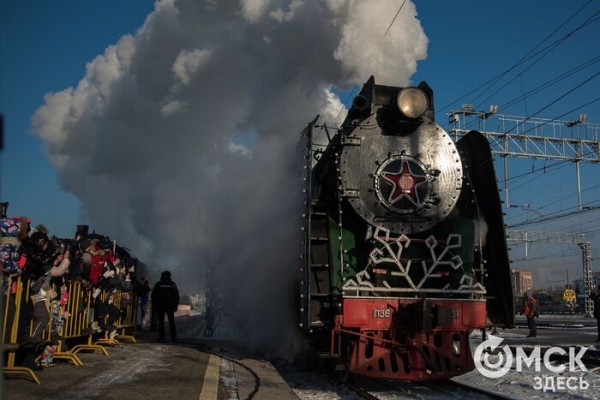 Дед Мороз из Великого Устюга навестил омичей