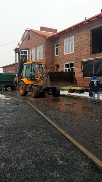 
									В Большеречье круглосуточно строят детсад, который должны были сдать в прошлом году   [ФОТО]  