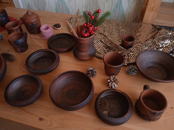 Отец Яков, Зайка и Гончар. Актёр Роман Николаев рассказал о работе в театре и "зове предков"