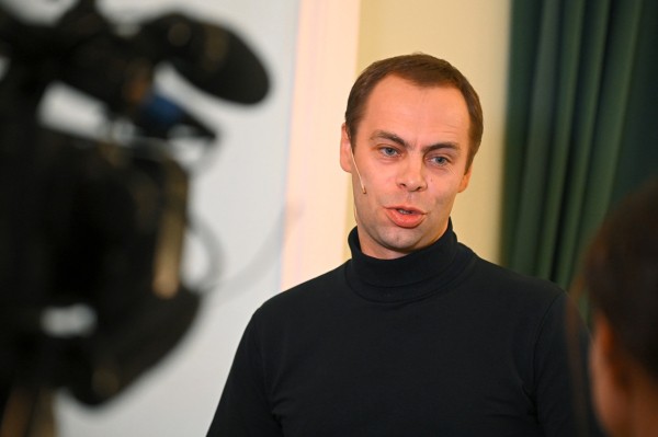 
									В Омске прошел очень необычный спектакль новосибирского театра   [ФОТО]  