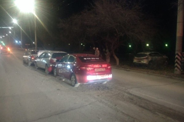 
									На Красном Пути в Омске столкнулись 4 автомобиля   [ФОТО]  