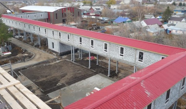 
									В школе, которую просил достроить Бурков, все идет по плану 