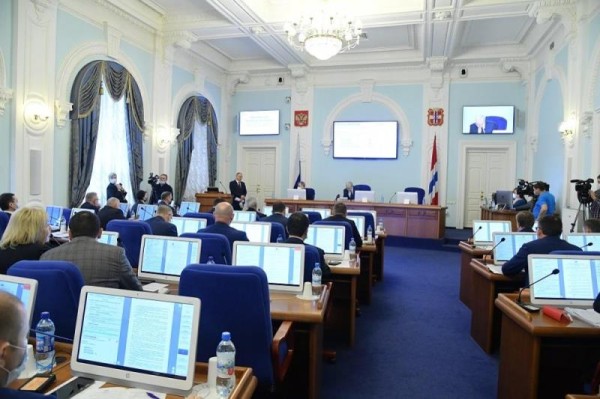 
									«Превратят в бронзовый памятник»: в чем минусы выборов губернатора через Заксобрание? 