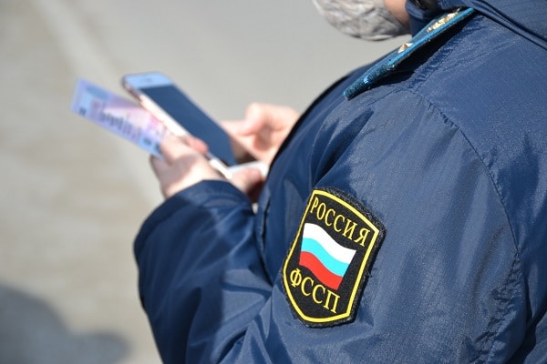 Омич хотел продать иномарку, но лишился ее из-за долгов