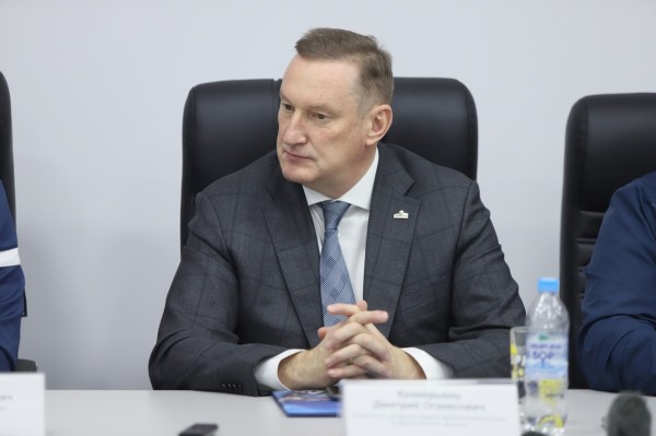 
									Дмитрий КРИКОРЬЯНЦ: «Вода камень точит, а Омск стадион хочет» 