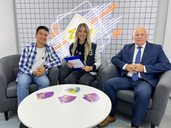 
									В Омском ГАУ подвели итоги проекта «MEDIAVERSUS: Зумеры VS Миллениалы» 