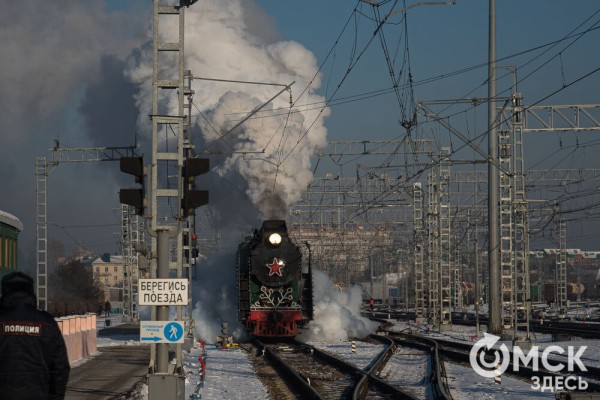 Дед Мороз из Великого Устюга навестил омичей