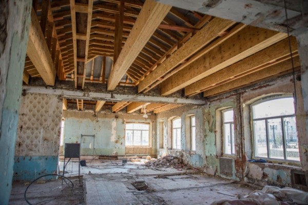 
									Исторический центр Омска 4 месяца заливают нечистотами   [ФОТО]  