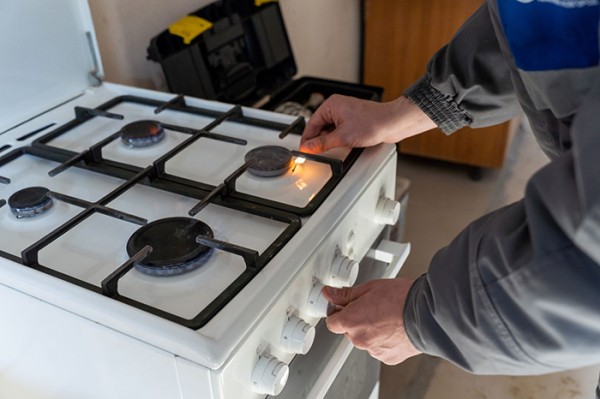 Как избежать аварий при использовании природного газа у себя дома?
Как избежать аварий при использовании природного газа у себя дома?