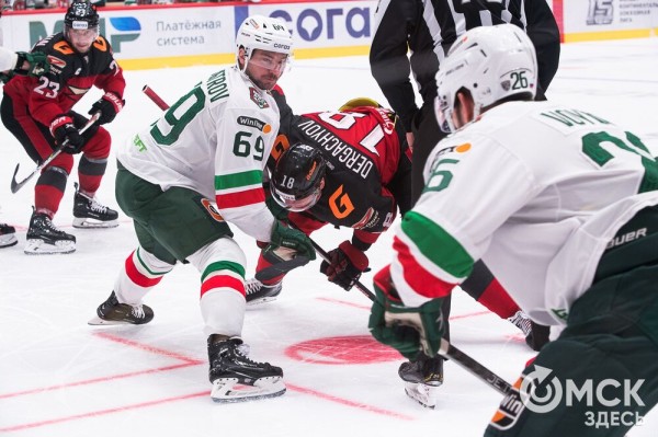 "Ак Барс" не сумел прервать победную серию "Авангарда"
