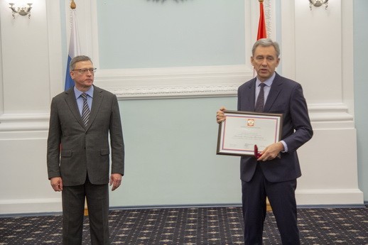 
									Варнавский первым получил медаль «200-летие Омской области»   [ФОТО]  