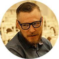 О чём говорит багажник, или Пять любимцев омской публики: отмечаем День мужчин О чём говорит багажник, или Пять любимцев омской публики: отмечаем День мужчин