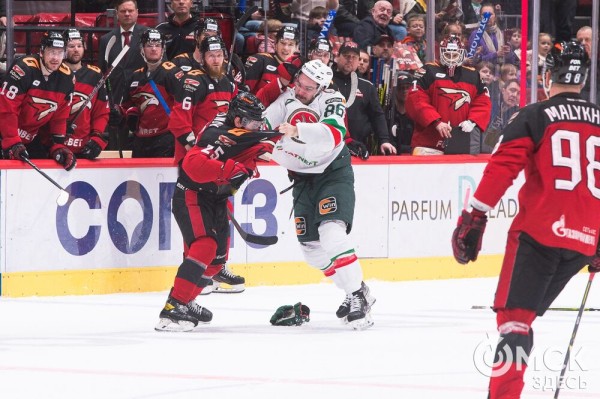 "Ак Барс" не сумел прервать победную серию "Авангарда"