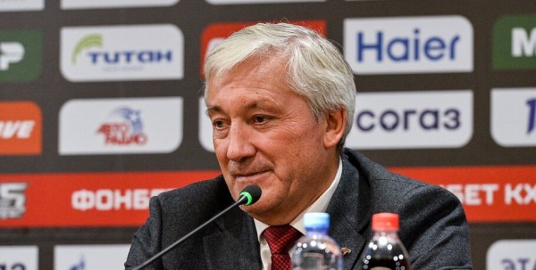 Главного тренера "Авангарда" лишили приставки "и. о." Главного тренера "Авангарда" лишили приставки "и. о."