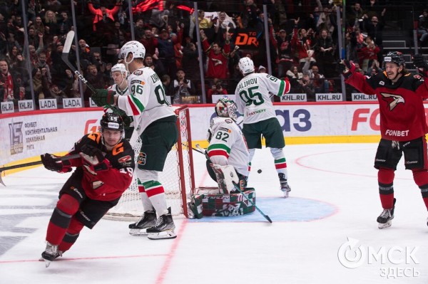 "Ак Барс" не сумел прервать победную серию "Авангарда"
