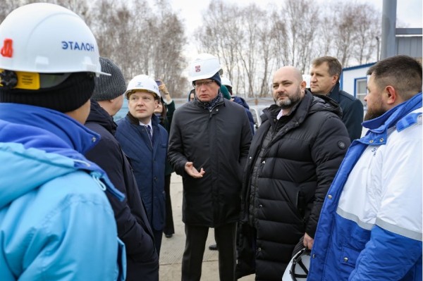 
									Омскому губернатору показали первые квартиры в новом микрорайоне &laquo;Зеленая Река&raquo; &nbsp;&nbsp;[ФОТО]&nbsp;&nbsp;