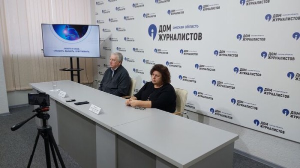 Зачем ходить к лору и чем опасны наушники? Отвечаем на популярные вопросы